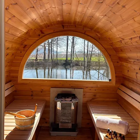 Horská chata Tiny House Mit Saunafass