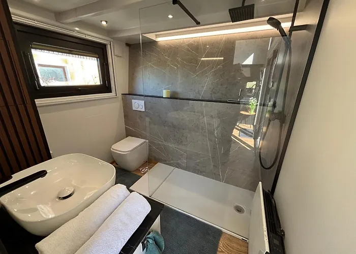 Chalet Tiny House Mit Saunafass *