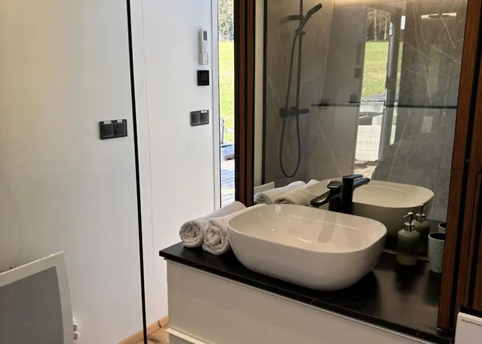 Tiny House Mit Saunafass Chalet Zupfing